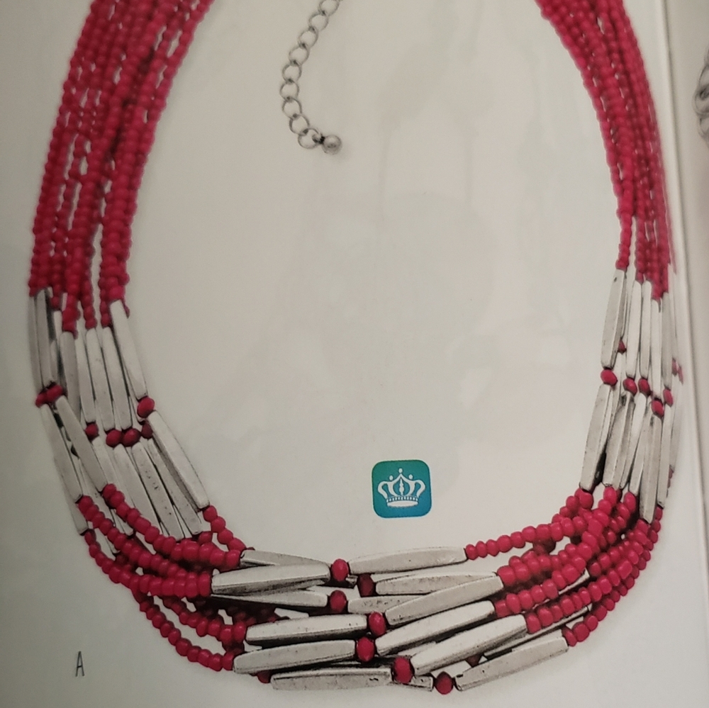Premier Designs Berry Bright Necklace